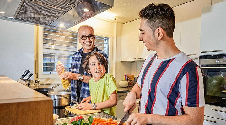 Özgür Tamcan und seine Familie sind im neuen Zuhause in Kaufdorf angekommen. 