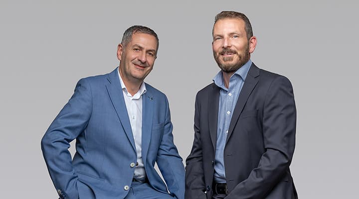 Cette première année de partenariat entre Valiant et la Vaudoise est placée sous le signe du rapprochement. Les partenaires de négociation: (de g. à dr.) Jean-Paul Quagliariello (Valiant) et Bruno Férolles (Deputy Chief Investment Officer de la Vaudoise).